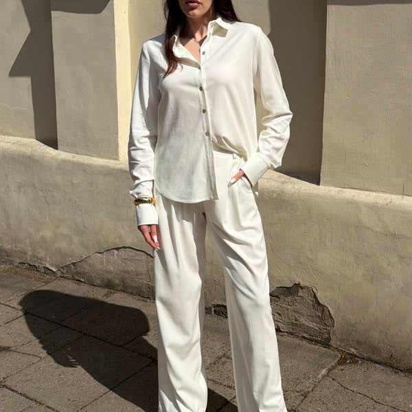 LINO KELNĖS / Classic Milky White